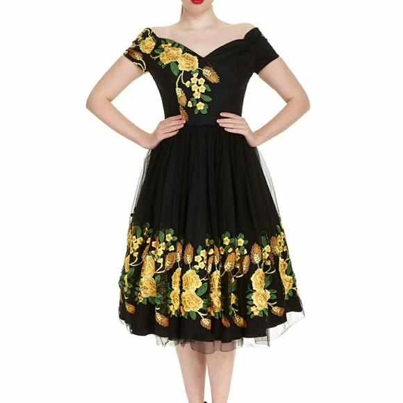 Pretty Dress Company Dresses & Skirts - Pretty Dress Company Southern Belle Fatale dress